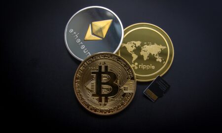 Benefits and Risks of Cryptocurrency
